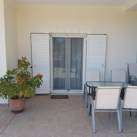 Konstantinos Apartments Ammoudiá Rom bilde