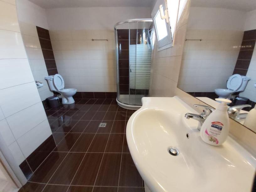 Konstantinos Apartments Ammoudiá Eksteriør bilde