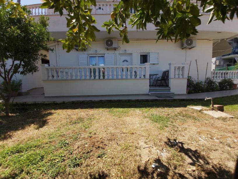 Konstantinos Apartments Ammoudiá Eksteriør bilde