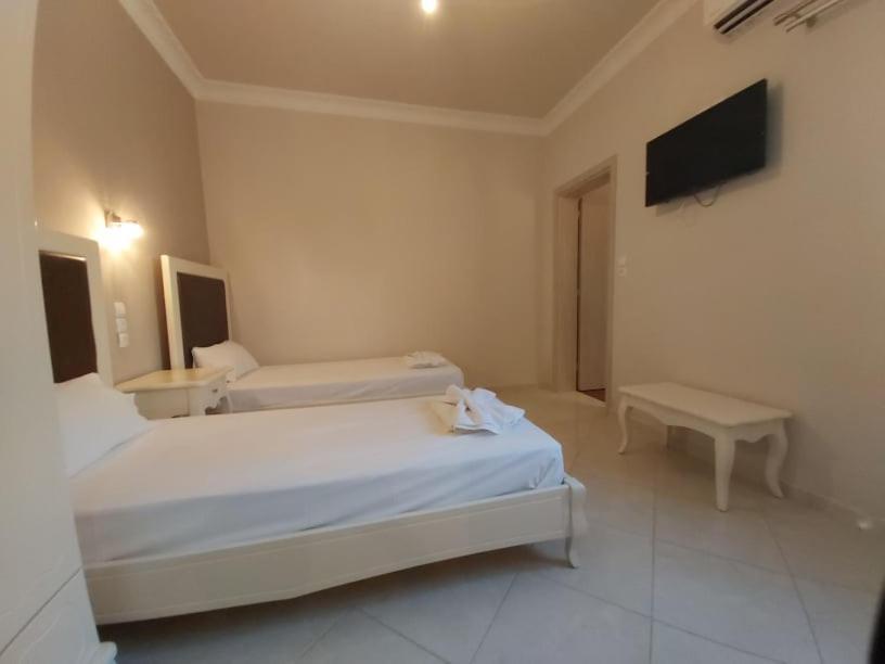 Konstantinos Apartments Ammoudiá Eksteriør bilde